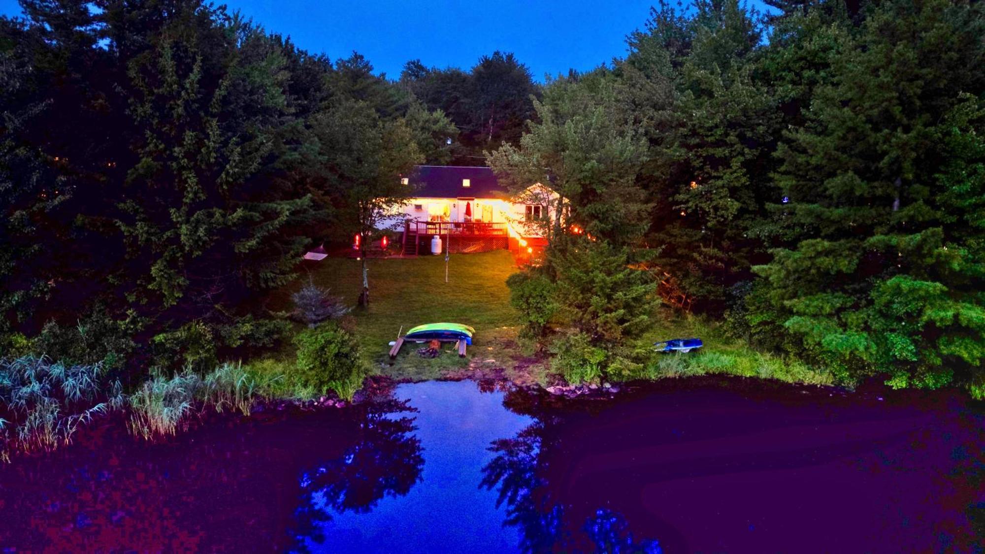 Zen Den - Pocono Lakefront With Hot Tub ! Pocono Summit Kültér fotó